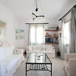 With View Of Agios Ioannis And Pool With Jacuzzi Appartamento *