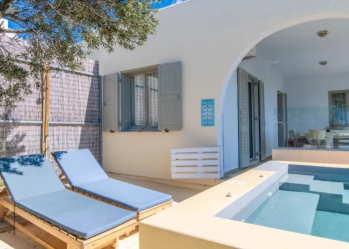 Lejlighed With View Of Agios Ioannis And Pool With Jacuzzi