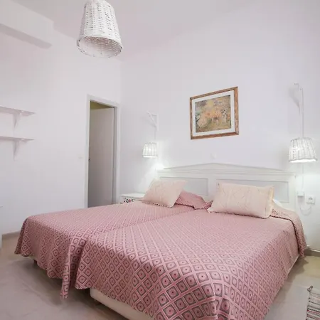 Apartment With View Of Agios Ioannis And Pool With Jacuzzi